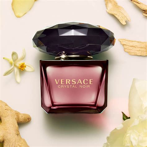 versace crystal noir edt|Meer.